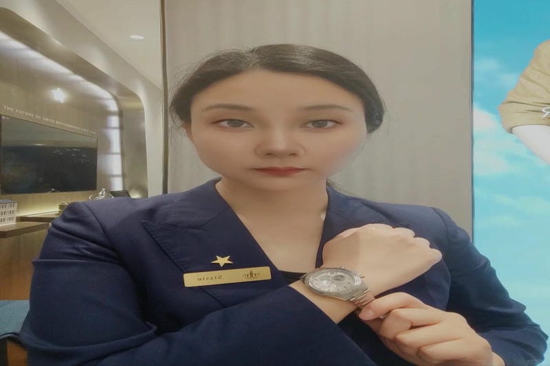 ZENITH DEFYシリーズサイドオープン時間単位計算腕時計を鑑別評定します