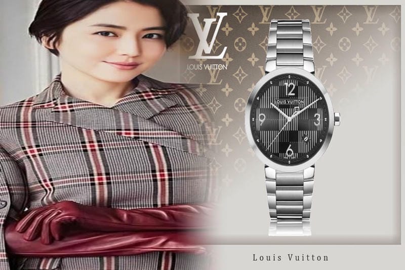 完売前に!!ルイヴィトン 19AW新作 TAMBOUR MOON BLUE GMT 腕時計