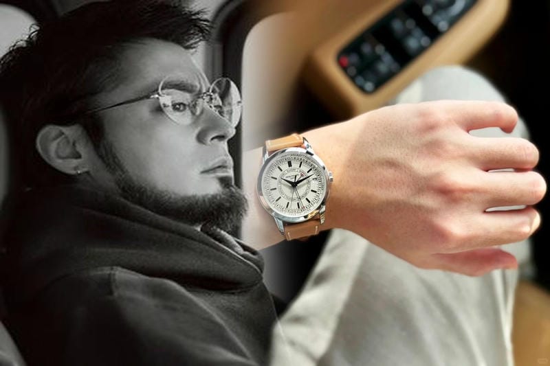Jay-Zは、ティファニーブルーのノーチラスほか、激レアなパテック フィリップを着用！