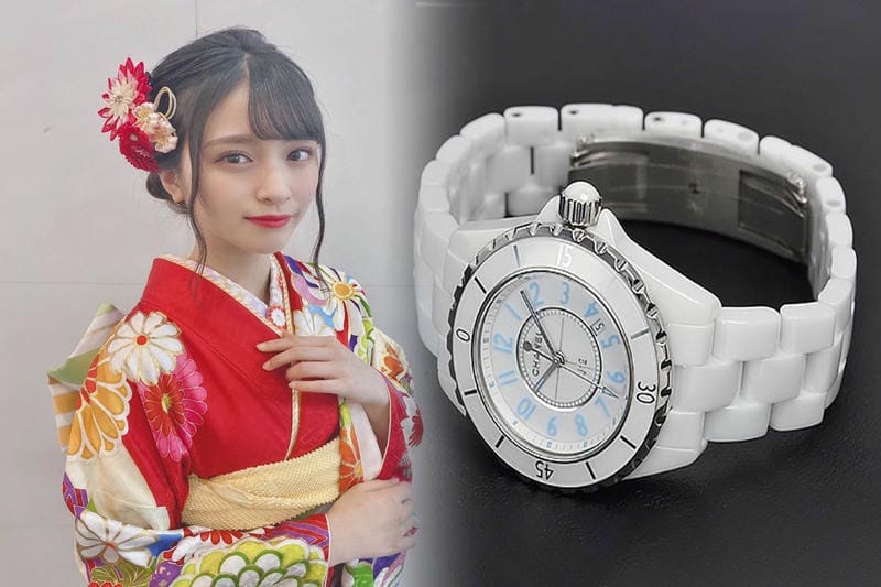 シャネル 時計 白