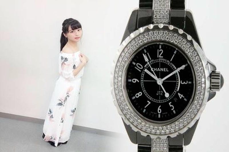 シャネルの腕時計「ボーイフレンド」新作、オパールホワイト文字盤×ダイヤモンドが輝くベゼル