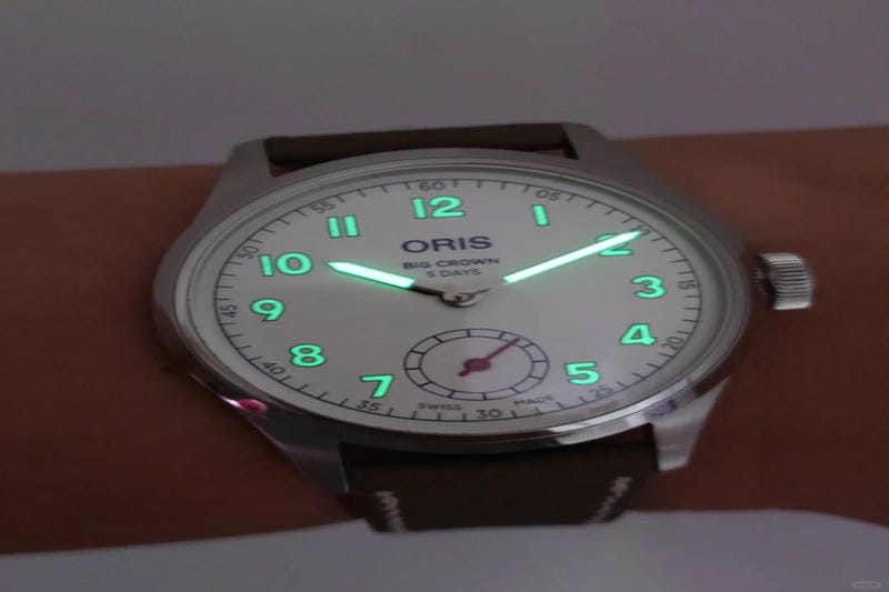 オリスの高性能ダイバーズウォッチ「アクイス デイト」2019 BASEL新作