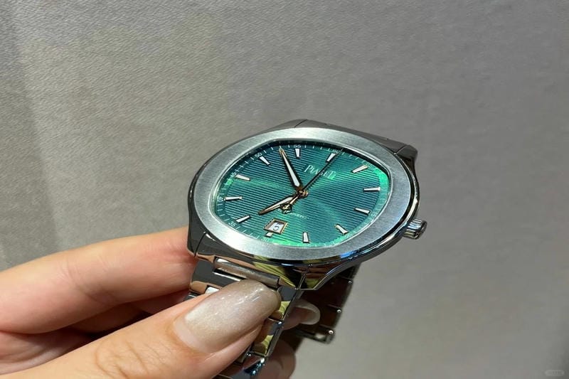 名作アルティプラノの小振りサイズ！ “ピアジェ”の新作を拝見