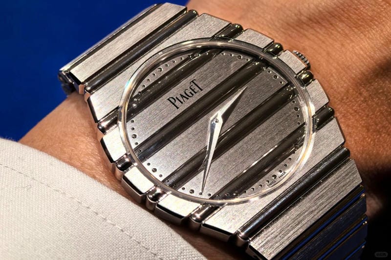 うっとりする夢時間へと誘う、ピアジェの腕時計『ライムライト ガラ』