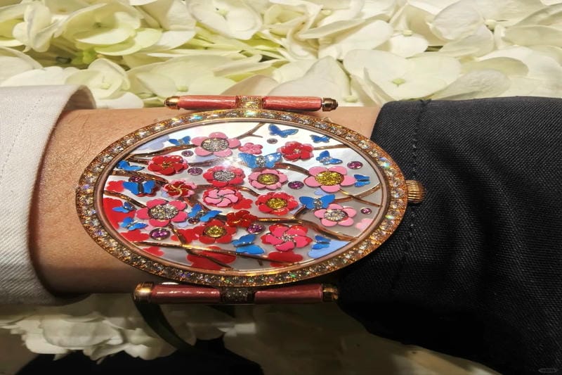 欲しい♡超限定♪VanCleef ＆Arpels ＊＊＊アルハンブラ スモールモデル ウォッチ