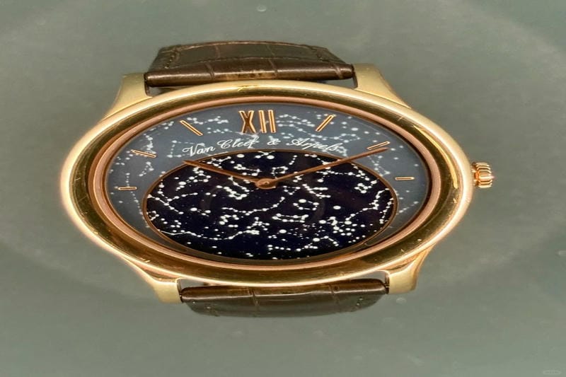 お洒落で可愛い ヴァンクリ アルハンブラ ウォッチ Van Cleef & Arpels 腕時計