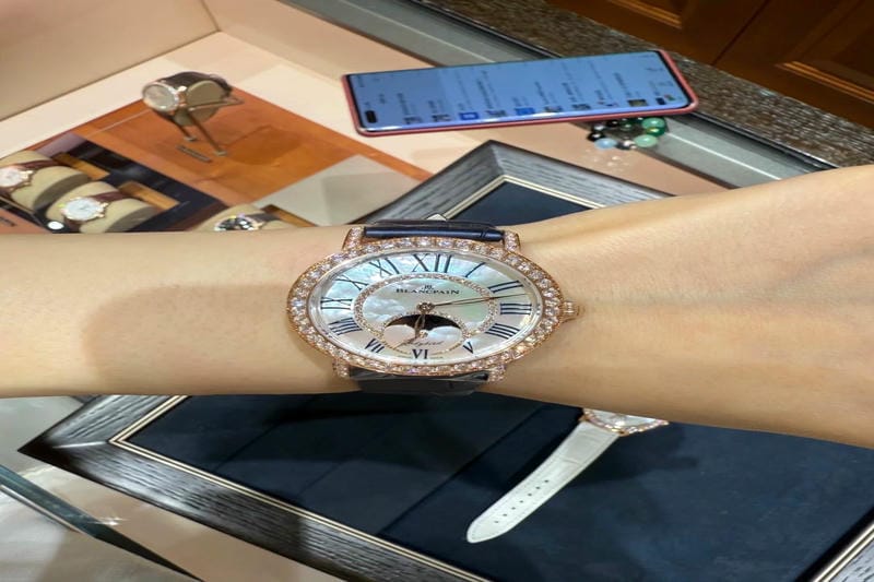 ダイビングウォッチの起源になると、ブランパンは大きな役割を果たします。