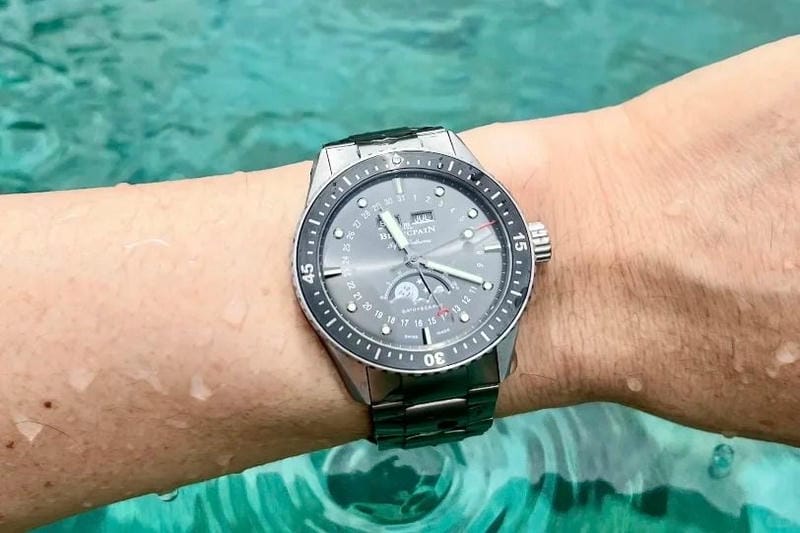 そしてブランパンの最もクラシックな大きな3本針時計の組み合わせは、クラシックを継承しています。