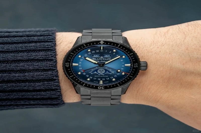 そしてブランパンの最もクラシックな大きな3本針時計の組み合わせは、クラシックを継承しています。