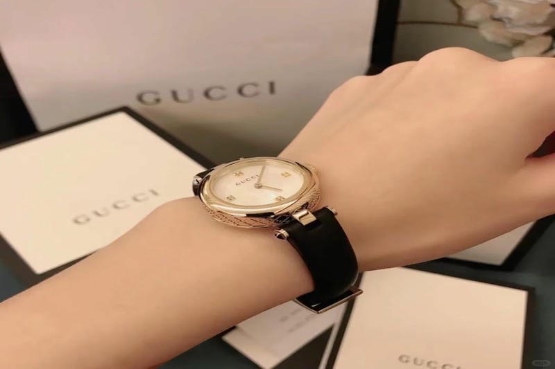 グッチの限定スケートボード＆“グリップテープ”着想の腕時計、渋谷ミヤシタパークで発売