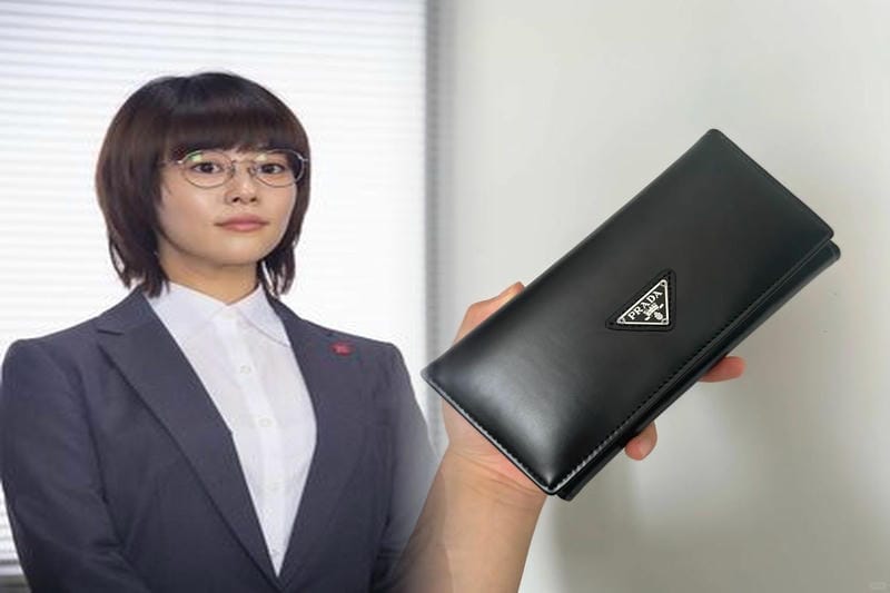 プラダ 財布 サフィアーノ 二 つ折り
