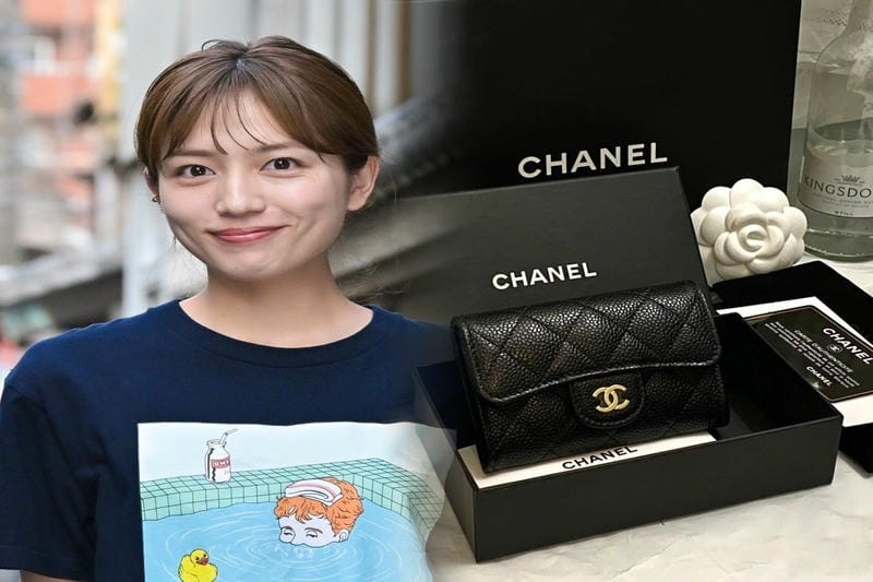 封筒をモチーフにデザインされたこのレディース財布は