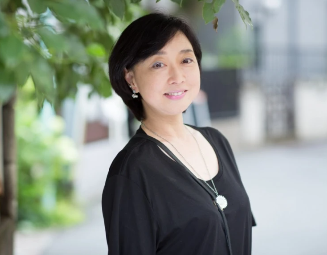 川上麻衣子.png