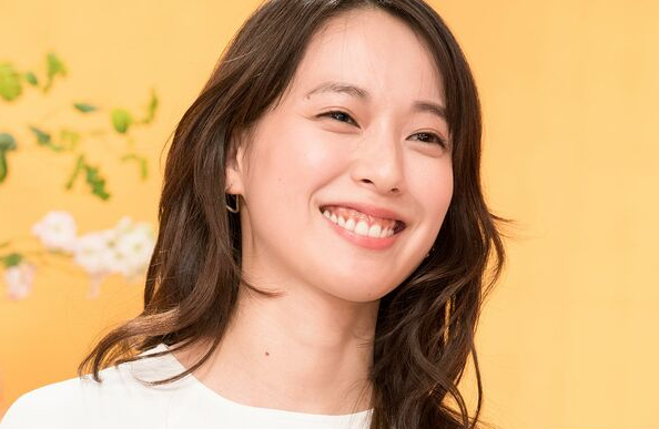 戸田恵梨香.png