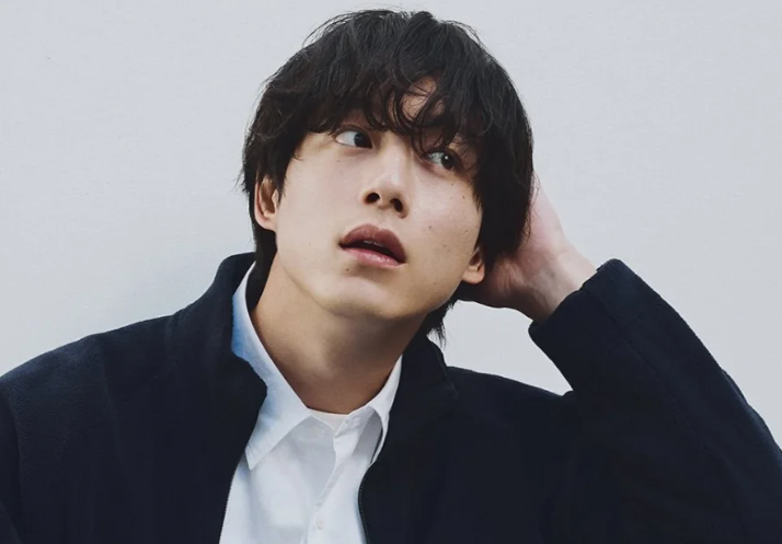 坂口健太郎.png
