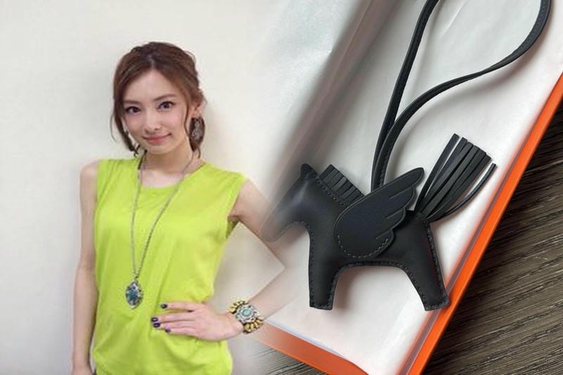 エルメス クリスマス カード 見れ ない