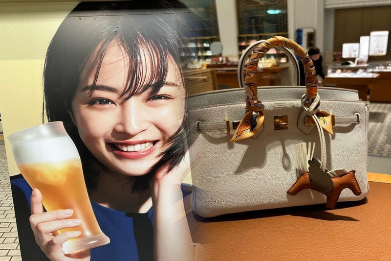 スターたちはニューヨークファッションウィークのためにニューヨークに移り住む&今週はほぼ全員がジバンシーとエルメスを持っている