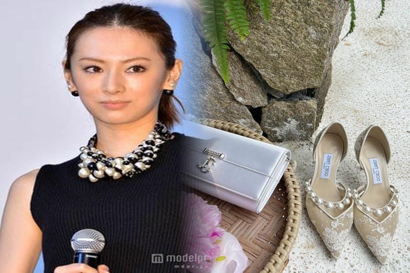 ジミー チュウ22年夏の新作バッグ、スタースタッズのバケットバッグ＆パールを飾ったショルダーなど