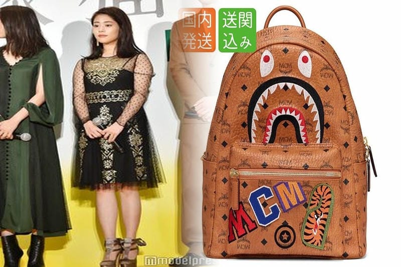 まるでクローゼットのようなトラベルバッグ「WEEKENDER」