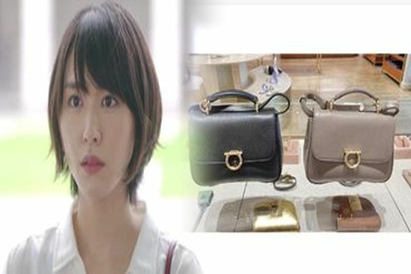 ferragamo 偽物 見分け 方