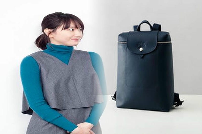 ロンシャンの“折り畳める”アイコンバッグが“キューブ＆コーン”型に