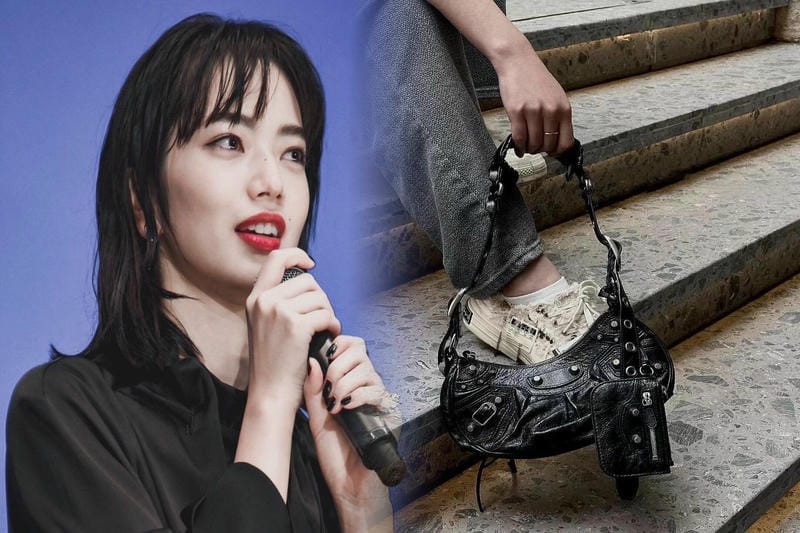 バレンシアガ エディター ズ バッグ サイズ