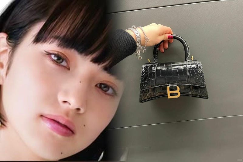 バレンシアガ クラッチ バッグ 中古