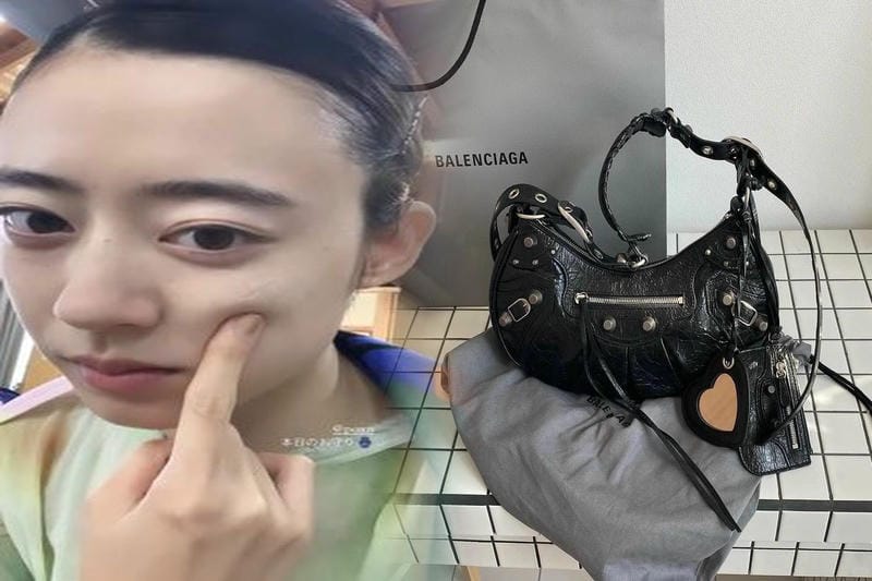 バレンシアガからハローキティの顔を模したバッグが発売。レースアップのヒゲにレザー製のリボン