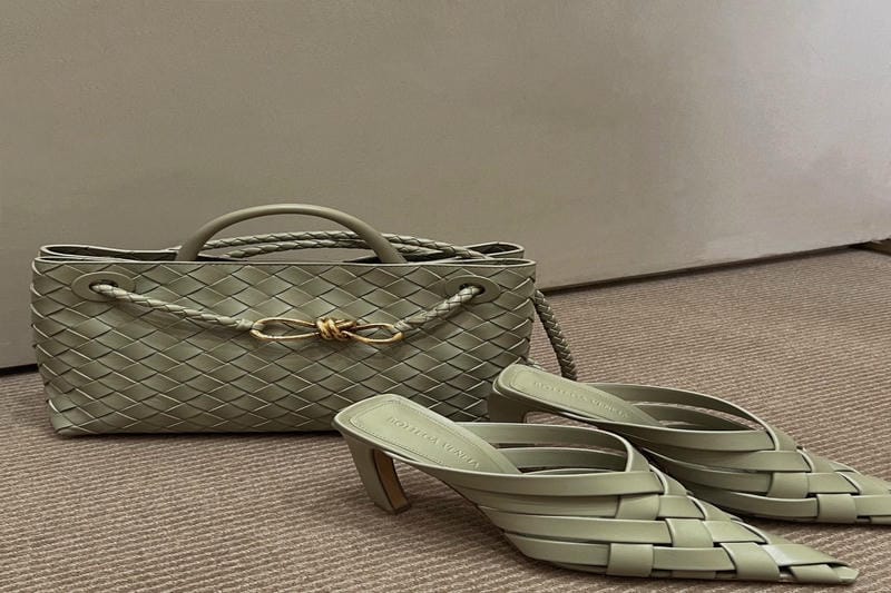 ボッテガ バック