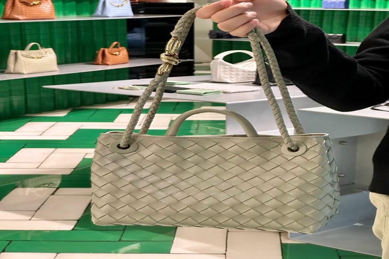 ボッテガ ヴェネタ バッグ レディース