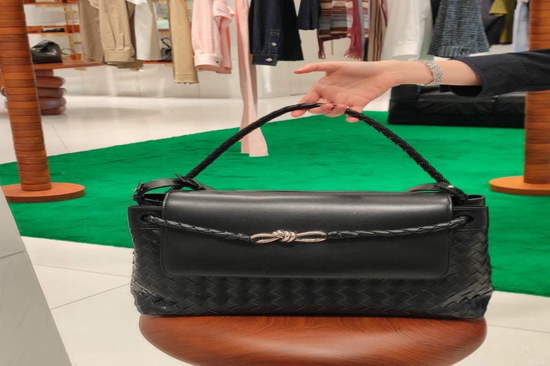 ボッテガ ヴェネタ ショルダー バッグ メンズ