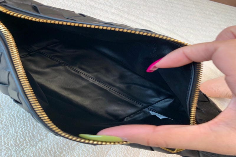 ボッテガ ヴェネタ イントレ チャート ショルダー バッグ