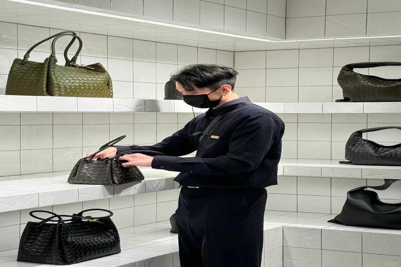 ボッテガ カセット バック