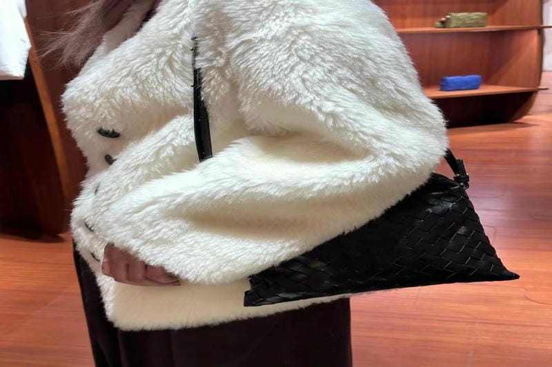 ボッテガ ビジネス バッグ メンズ