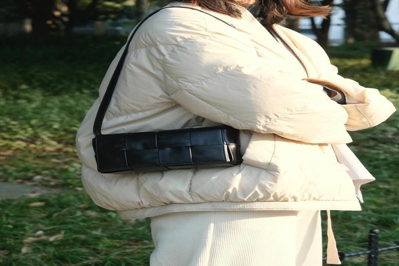 ボッテガ クラッチ バッグ メンズ