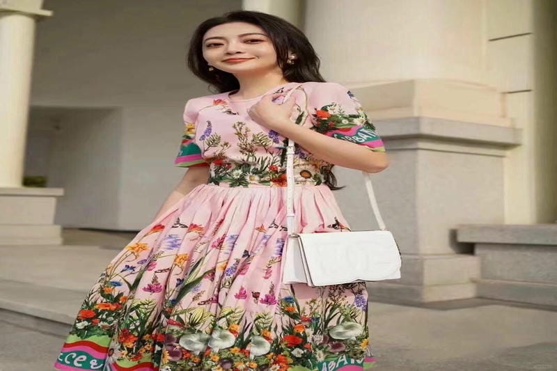 個性的なサブバッグ！ドルチェ&ガッバーナの変わった柄で差をつける