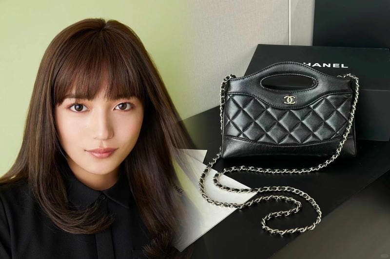 人気のハンドバッグ：シャネル廃盤品