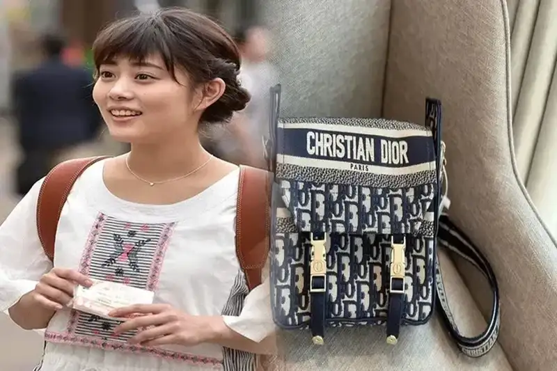 ディオール展に高校生はどうやって入れますか？