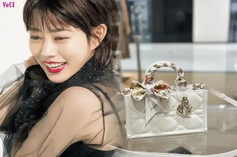 ディオール“CHRISTIAN DIOR ロゴ”モノグラムのブックトートバッグ＆かごバッグも