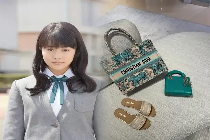 ディオール ブックトート 偽物 見分け方