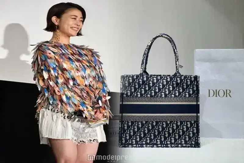 「ディオール」が「ミステリーランチ」とコラボ　“サドル”バッグなどをアウトドア仕様に再解釈