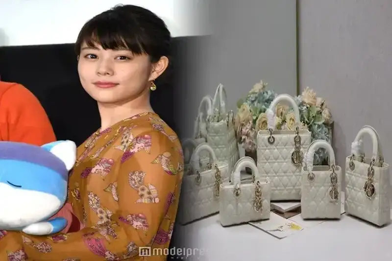 【数量限定版】新作☆国内発送【Dior】LADY D-LITE ミニバッグ