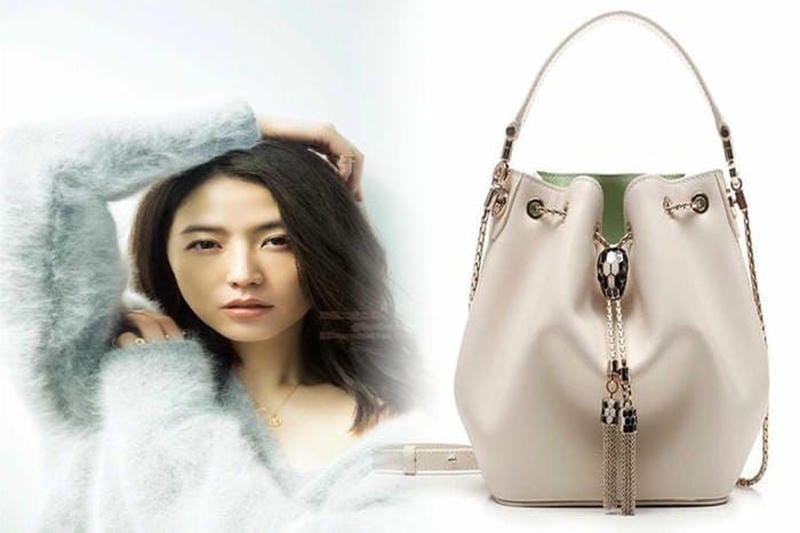 ヴィジュアルに山下智久を起用、ブルガリがサステナブルなメンズレザーバッグを発売