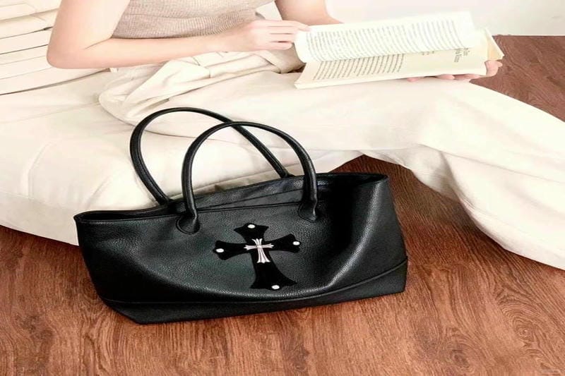 クロム ハーツ カバン公式サイトで安心購入！最新モデルと購入方法ガイド