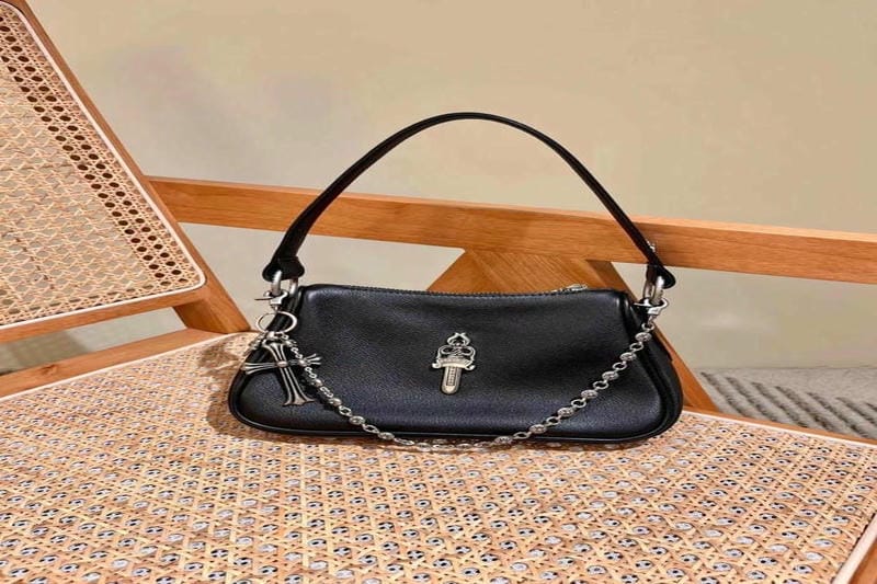 クロム ハーツ fs トート バッグが大人気！機能性とデザインの融合