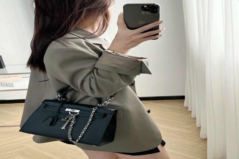 クロムハーツ風バッグ メンズに最適！スタイル別のおすすめモデル