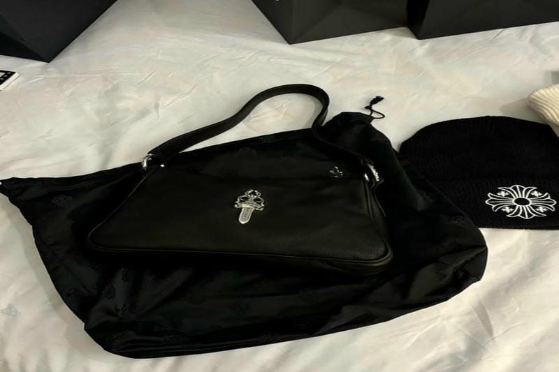 クロム ハーツ バッグ 女性におすすめのモデル3選【有名人の愛用デザインも】