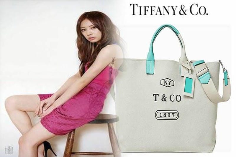 ティファニーからアイコニックなハート タグ モチーフをデザインに取り入れた新作レザー グッズが登場