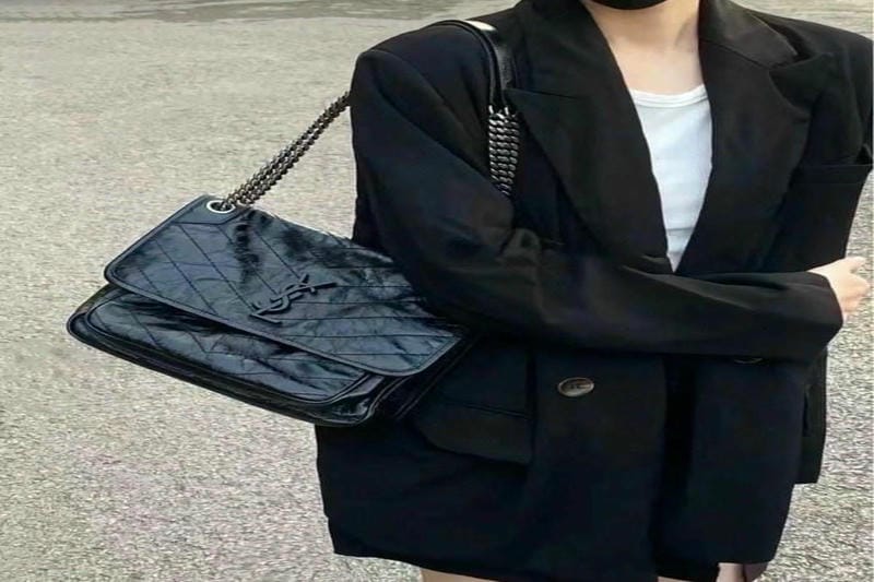 サン ローラン ボディ バッグ 中古