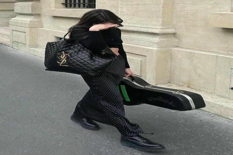 クラシック5フラグメントジップポーチ！サンローランのエレガント小物